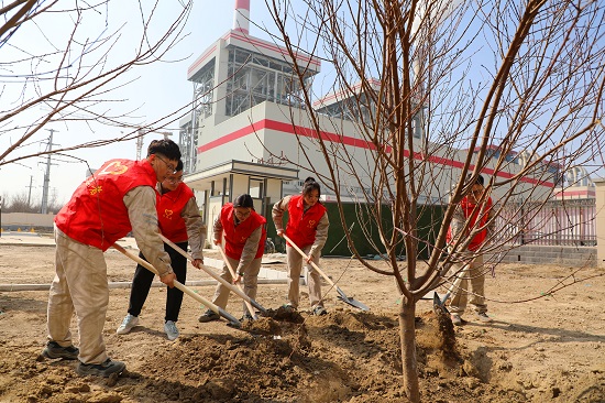 保定熱電廠開展植樹節活動 - 副本.jpg