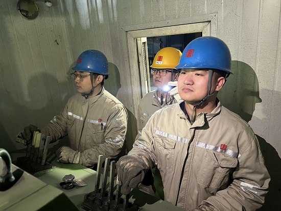 張電硬核戰斗 - 副本.jpg