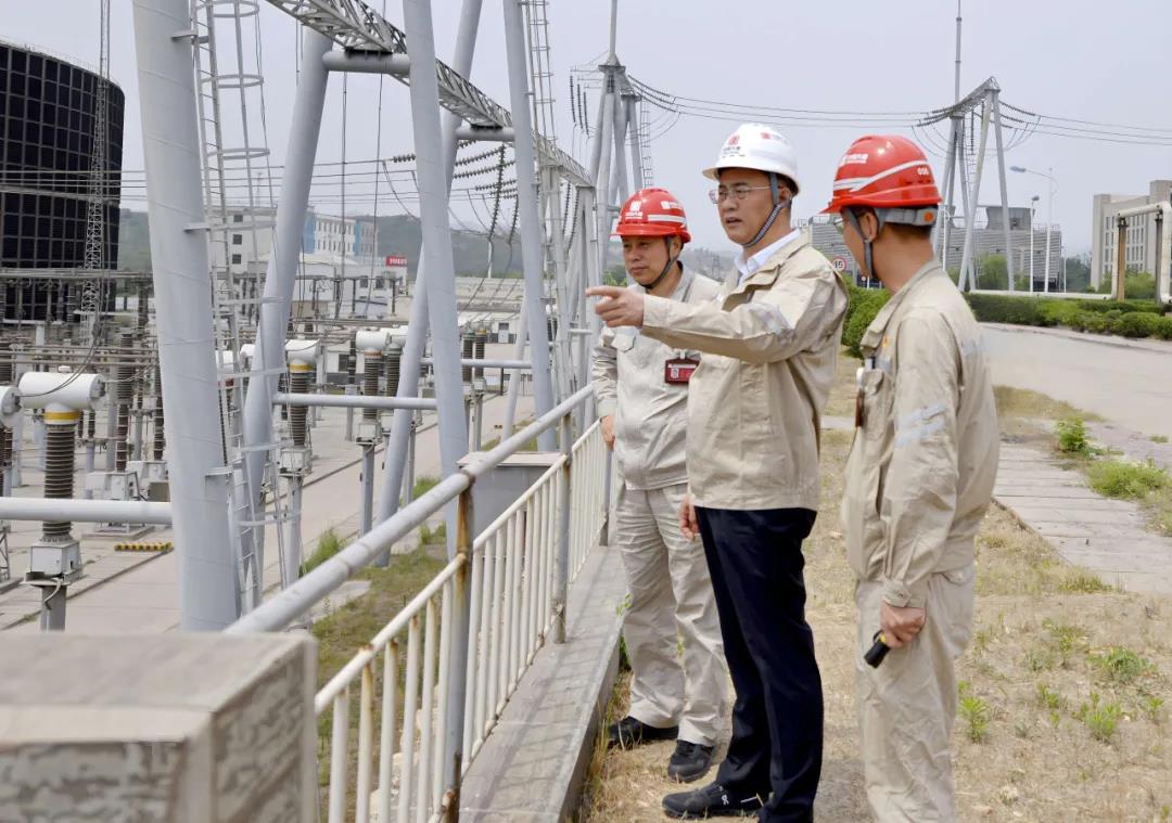 1718066872301062073.jpg 000.jpg